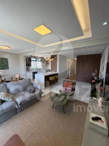 Apartamento 118m² com 3 quartos, 2 suítes e varanda no Taquaral em Campinas-SP.