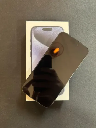 Iphone 15 Pro - 128gb - azul - com pequenos detalhes de uso