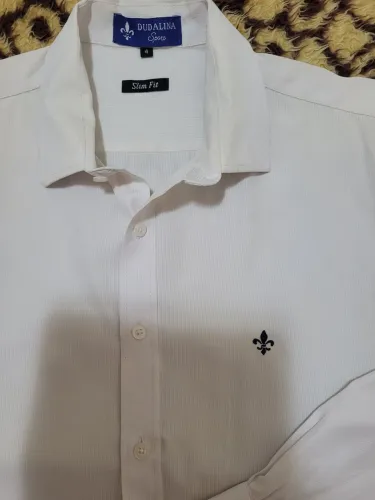 Camisa Dudalina. Cor Branca.