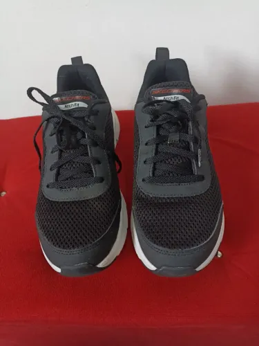 Tênis Skechers Arch Fit