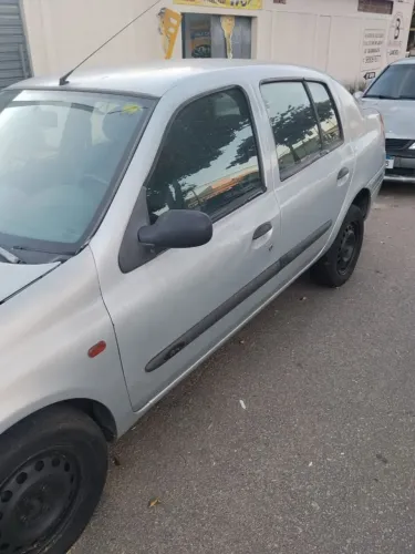 Renault Clio RN/ Expression 1.0 5P 2003