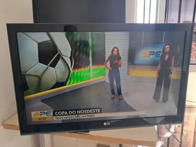 Tv LG LCD 42" funcionando leia o anuncio