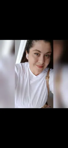 Acompanhante hospitalar e cuidadora 