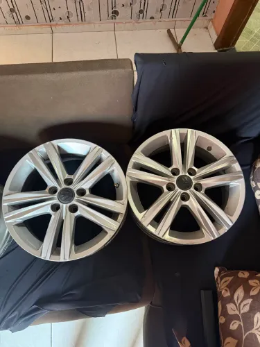 Aro 15 perfeito estado
