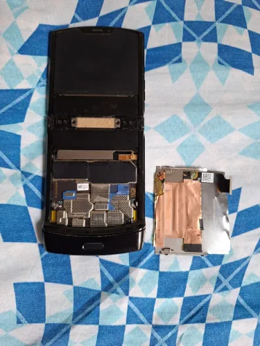 Prá quem quiser repor peças Motorola Razr. 