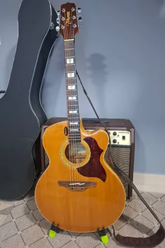 !!!IMPERDÍVEL!!! Takamine EG523SC, Coreano, ano 2006, com captação tripla e case rígida