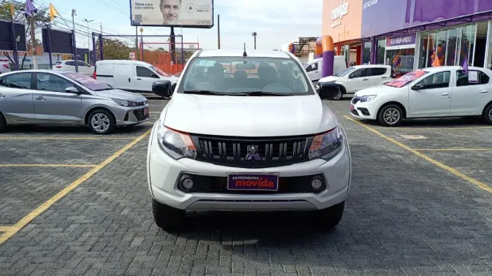 Mitsubishi L200 Triton Sport GL 2.4 Diesel 2024