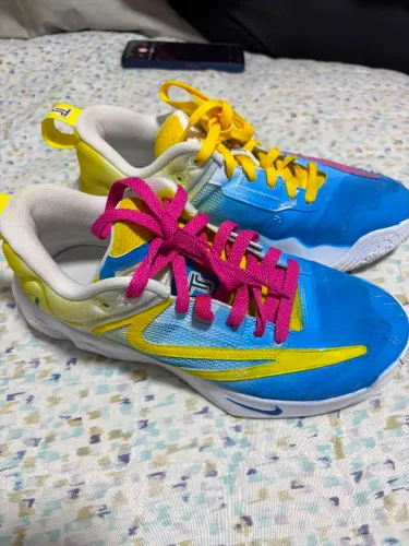 Tenis Basquete/Volei Nike Giannis Freak 6 Candy