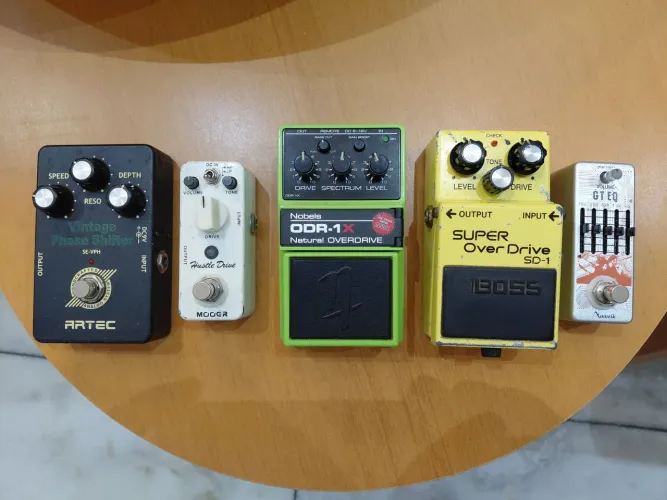 Pedais para guitarra