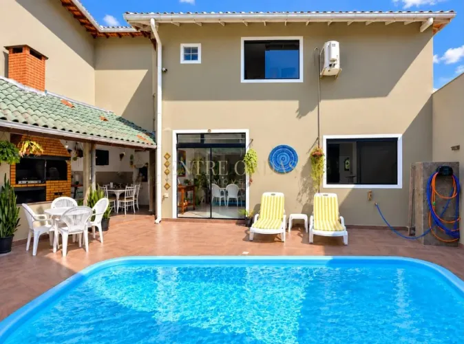 Casa com 3 quartos no bairro Abraão, Florianópolis.