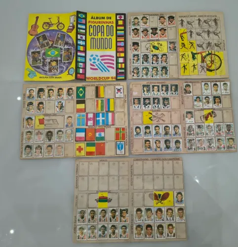 Álbum de Figurinhas Copa 1994 com 258 figurinhas