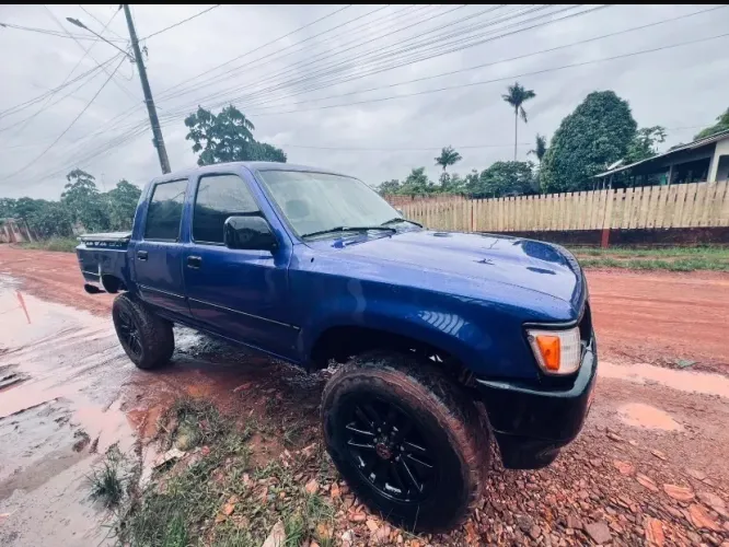 Toyota Hilux CD 4X4 2.8 Diesel Mec. 1993
