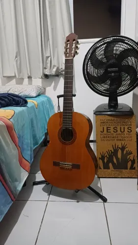 Violão Clássico Acústico Nylon com Suporte - Ótimo Estado