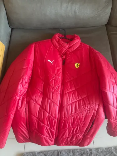 Jaqueta Ferrari