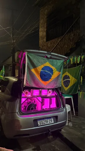 Som automotivo