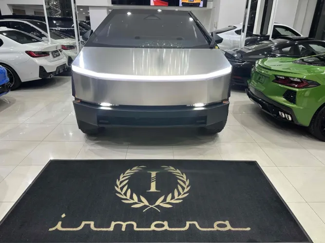 Tesla Cybertruck Foundation 2026