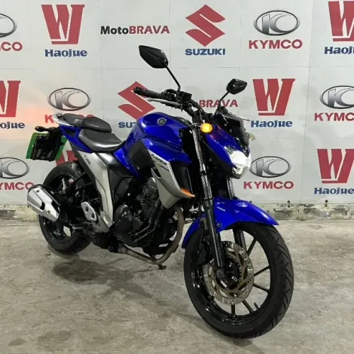 Yamaha FZ25 Fazer 250 