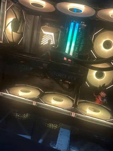 PC GAMER HIGH END