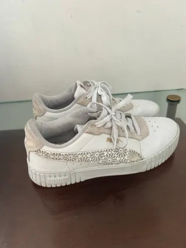 Tênis feminino