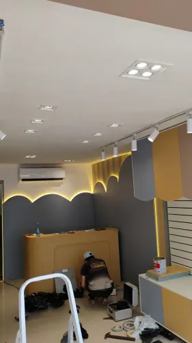 Eletricista plantão emergência