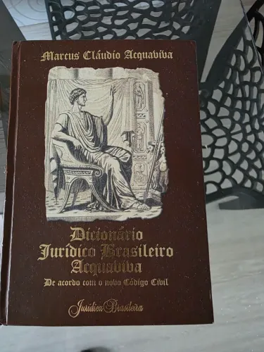 Vendo Dicionário de Direito