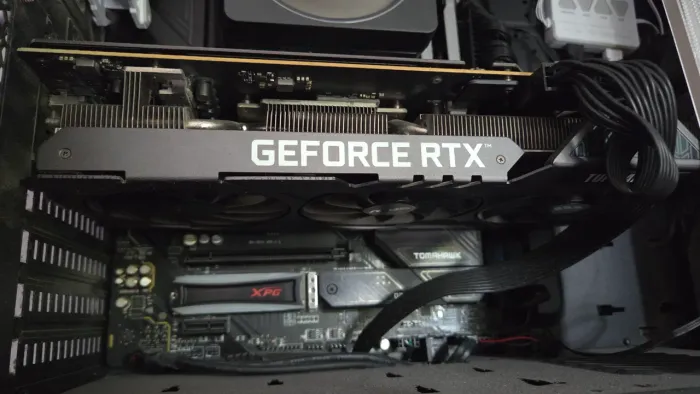 RTX 3070 ASUS TUF Gaming OC 8GB - Triplo Fan - Perfeito Estado