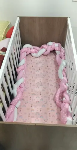 Berço e colchão