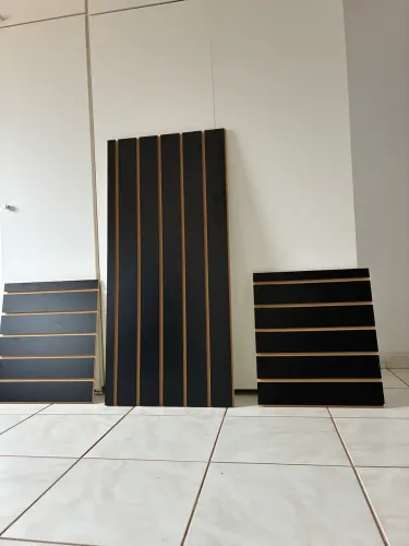 Painel canaletado preto MDF