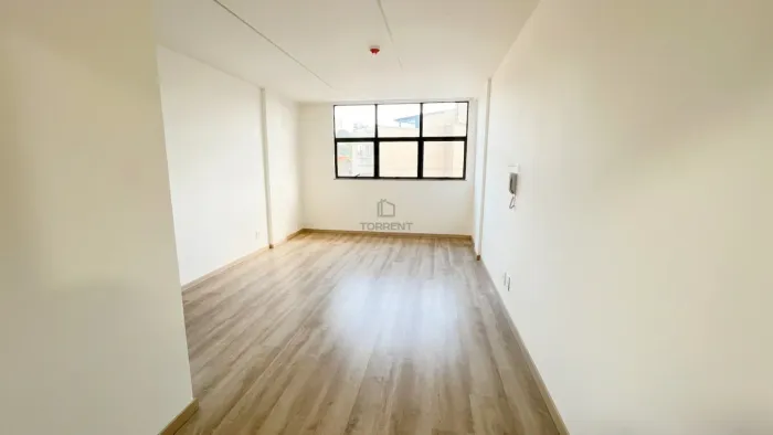 Sala Comercial com Vaga de Garagem!