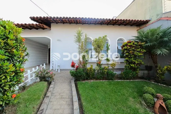 Casa à venda em Vila Curuçá, Santo André  3 quartos, 10 vagas e varanda gourmet