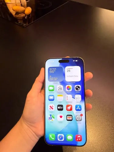 iPhone 16 pro max como novo