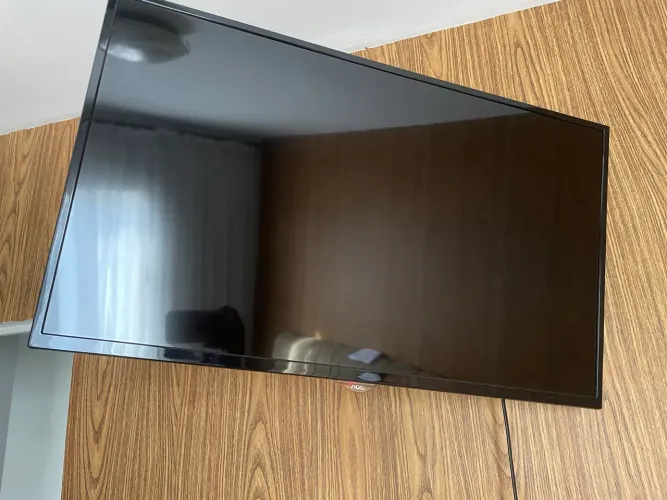 Tv smart AOC - 32 polegadas 