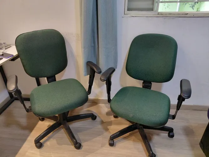 2 cadeiras escritorio