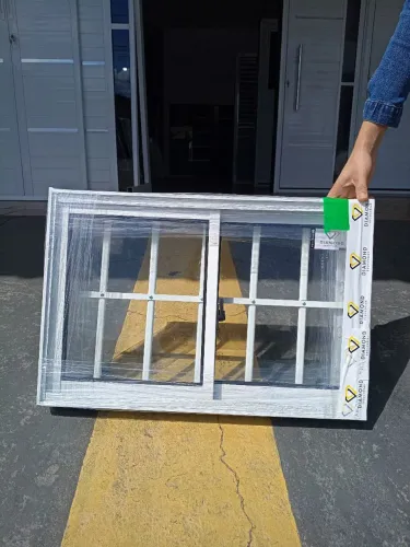 BÁSCULA JANELINHA 40X60 BRANCA COM GRADE 2 ABAS NA PROMOÇÃO!!!