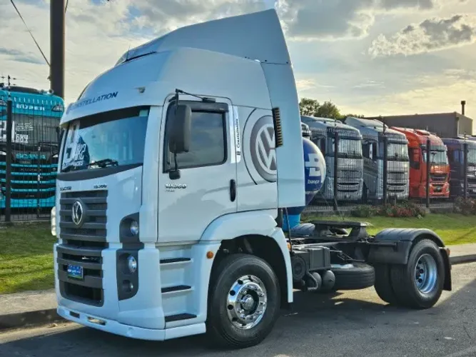 Vw Constellation 19.360 4x2 Ano 2019 Automático Ar Condicionado Roda de Alumínio dianteira