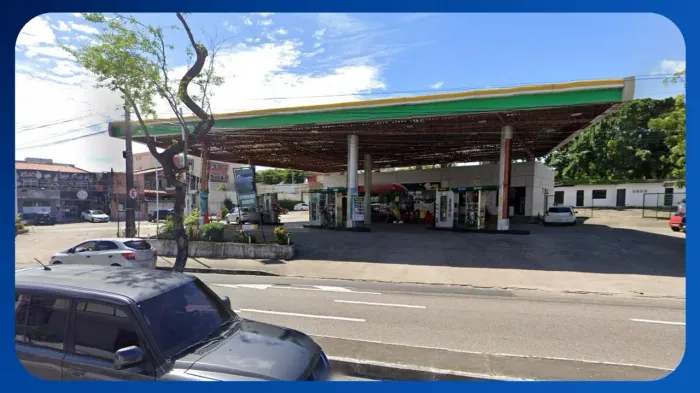 PRÉDIO COMERCIAL - Av. Pontes Vieira, 1341, Tauape, Fortaleza/CE (Posto de Gasolina com lo