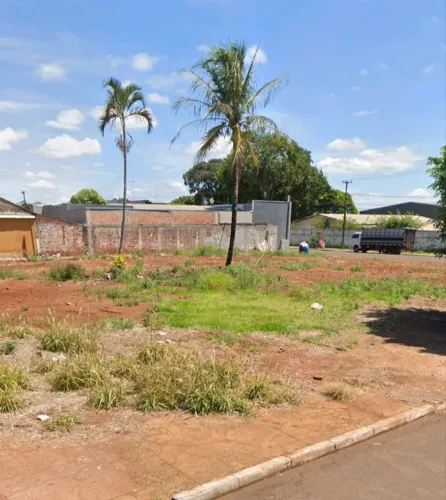Vendo ótimo terreno com área verde em frente ao colégio campina