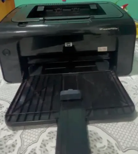 HP LaserJet P1102W Wi-Fi Seminova - Ótimo Estado