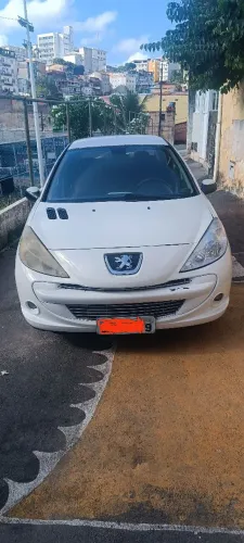 Peugeot 207 Sed. Passion XR Sport 1.4 Flex 8V 4P 2012