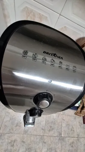 Air Fryer Britânia BFR40PI 127V Inox - Funcionando Perfeitamente!
