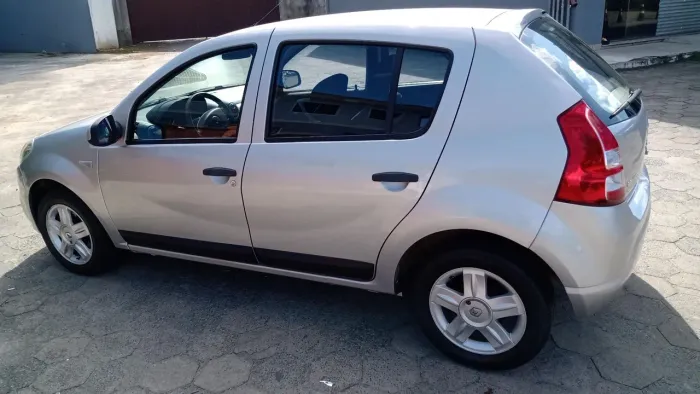 Renault Sandero Expression Hi-flex 1.6 8V 5P 2012