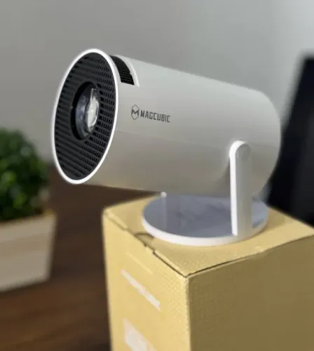 Cinema em Casa? Projetor HY300 Smart HD 4K Android 11 | Wi-Fi + Bluetooth