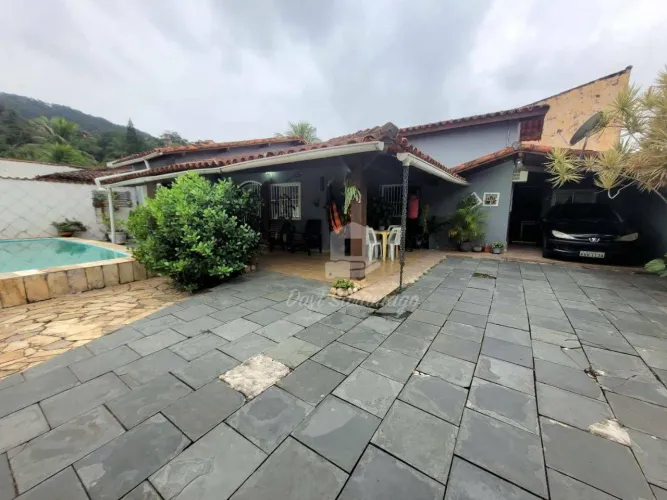 Casa com 3 Quartos à venda, por R$ 750.000 - Serra Grande - Niterói/RJ
