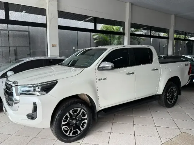 Toyota Hilux CD SRX 4X4 2.8 TDI 16V Diesel Aut. 2021