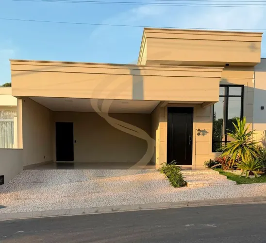 Casa de Condomínio à Venda em São José do Rio Pardo - SP