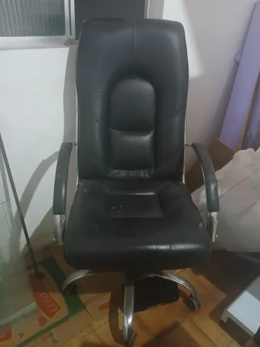 Cadeira grande estilo Presidente