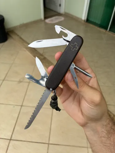 Canivete Victorinox Hiker com talas de micarta