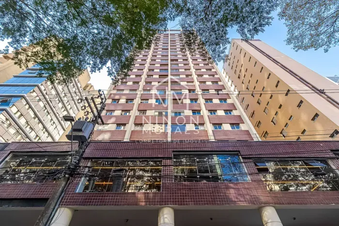 APARTAMENTO NO BIGORRILHO, ANDAR ALTO, FACE NORTE, VISTA PARA O PARQUE BARIGUI!! 3 QUARTOS