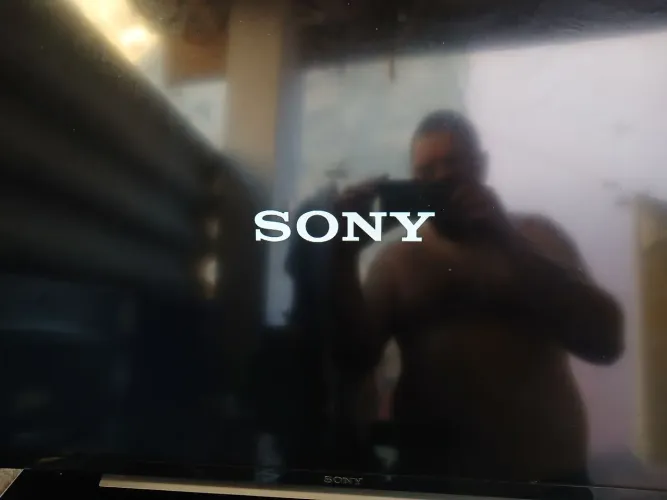 Tv sony com defeito aparece o logo e pisca vermelho 