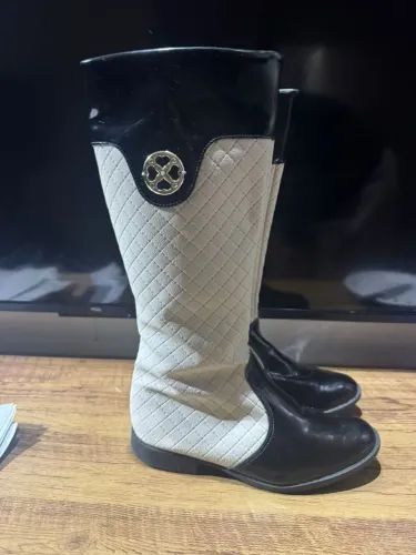 Bota feminina 33